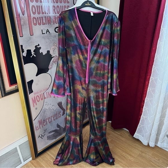 Costume USA: 70's Metallic Rainbow Bell Bottom, Bell Sleeve Front Zip Jumpsuit - Picture 8 of 10